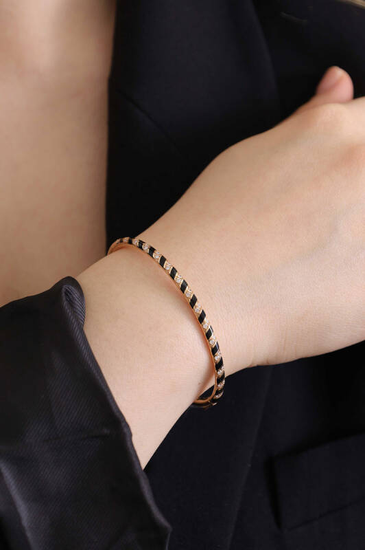 Tornado Bracelet - Black Enamel - 4